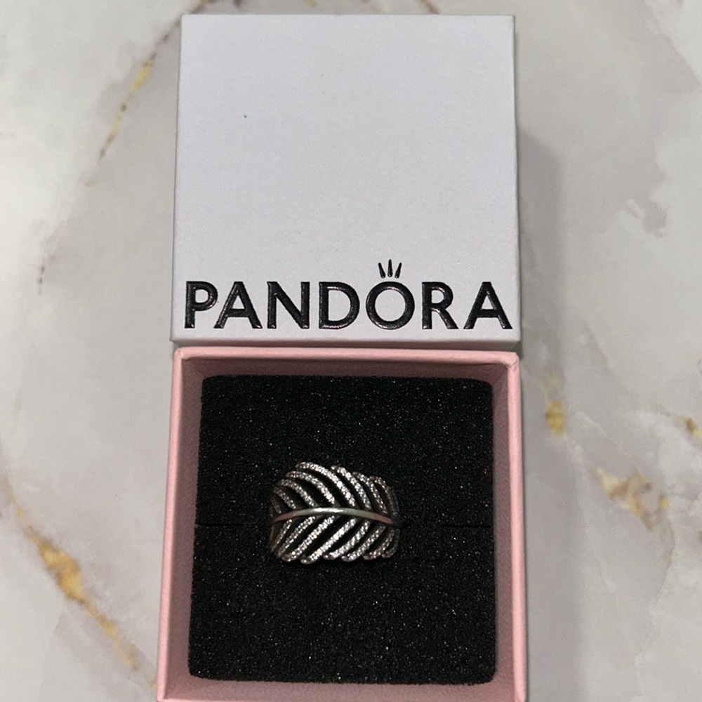 Pandora Leaf Rhinestone Ring